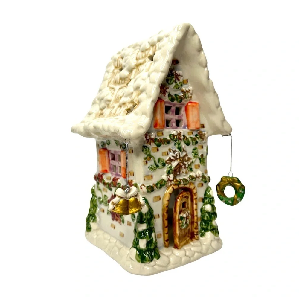 Porcelain Luminary Holiday House‎